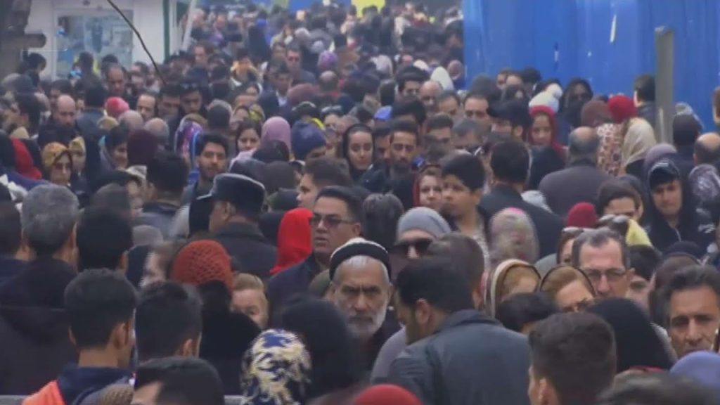 קולות מטהראן: תושבים איראנים מספרים על המצוקה - והתקווה לסיוע מהמערב