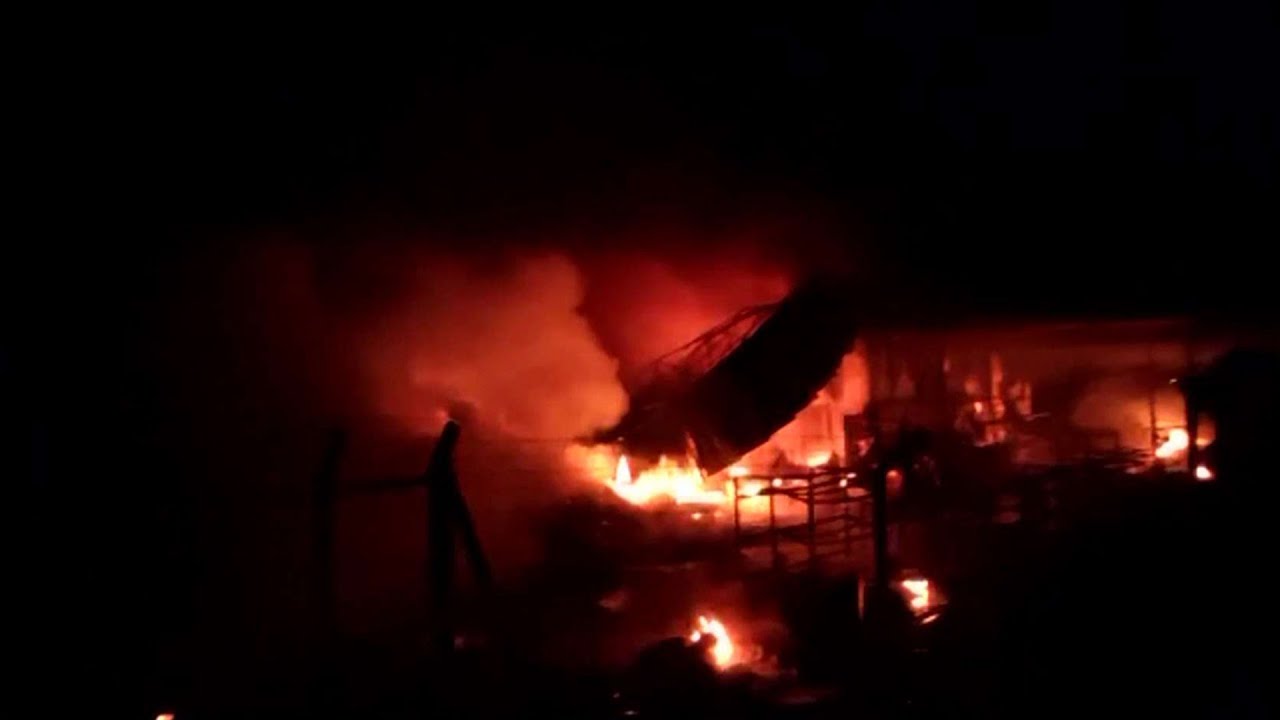 "נזק של 10 מיליון שקלים": בני המשפחה צפו במשק עולה באש