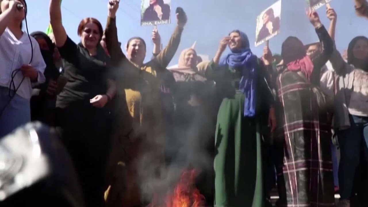 האם המפגינים באיראן יכולים להפיל את משטר האייתוללות?