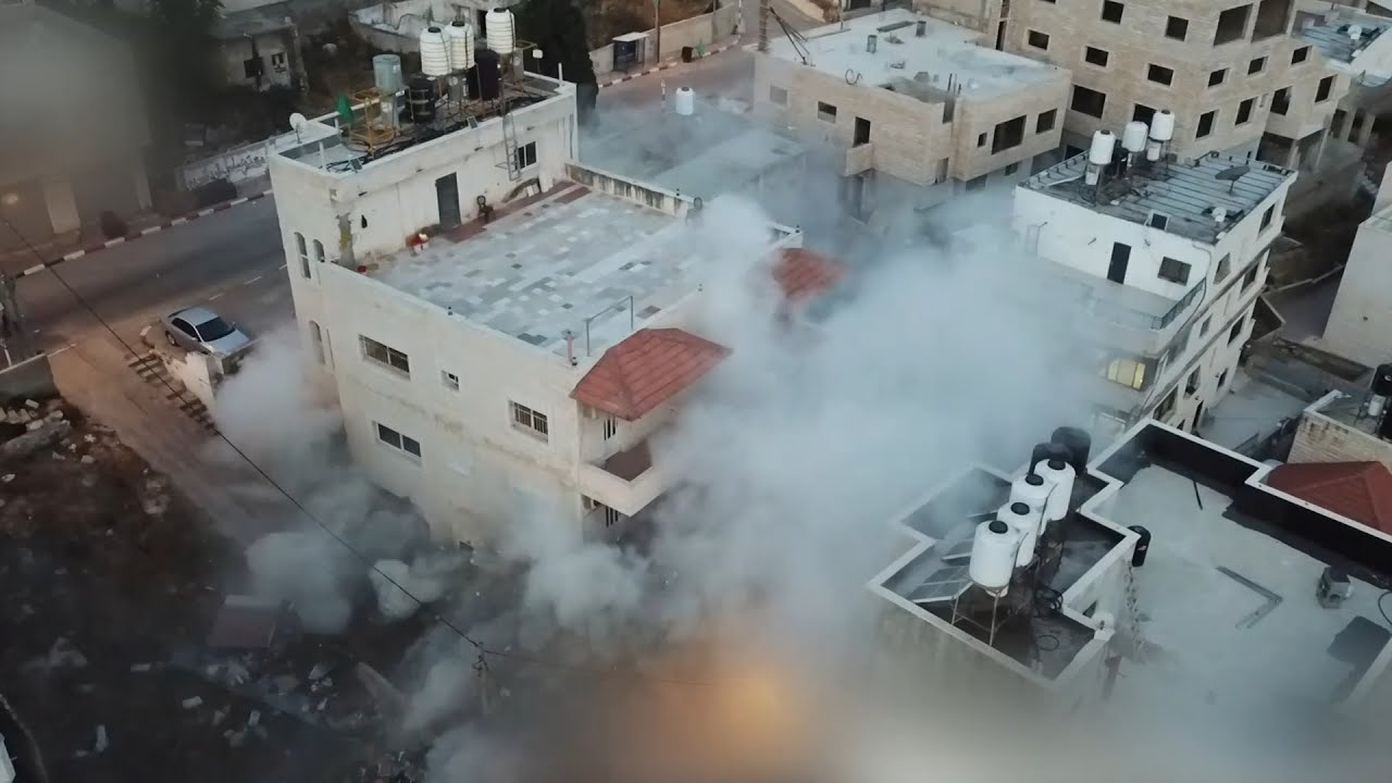 תיעוד מקרוב: כך נהרס בית המחבל שרצח את אור אשכר