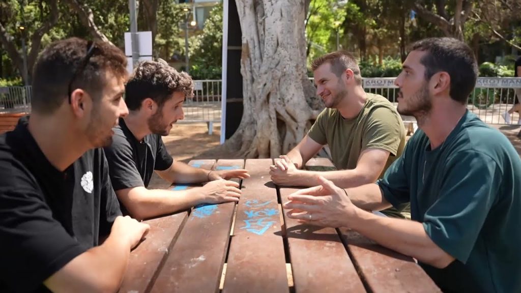 "חשבתי שקטפו אותך": הקרע הפוליטי שחדר ליחידת אגוז